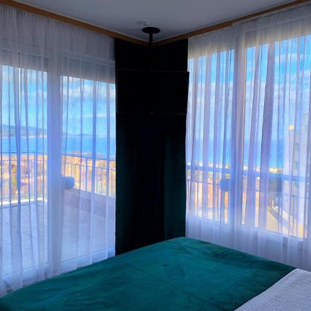 Apartmán Golden View Przy Samym Morzu Plazy Primorsko Exteriér fotografie