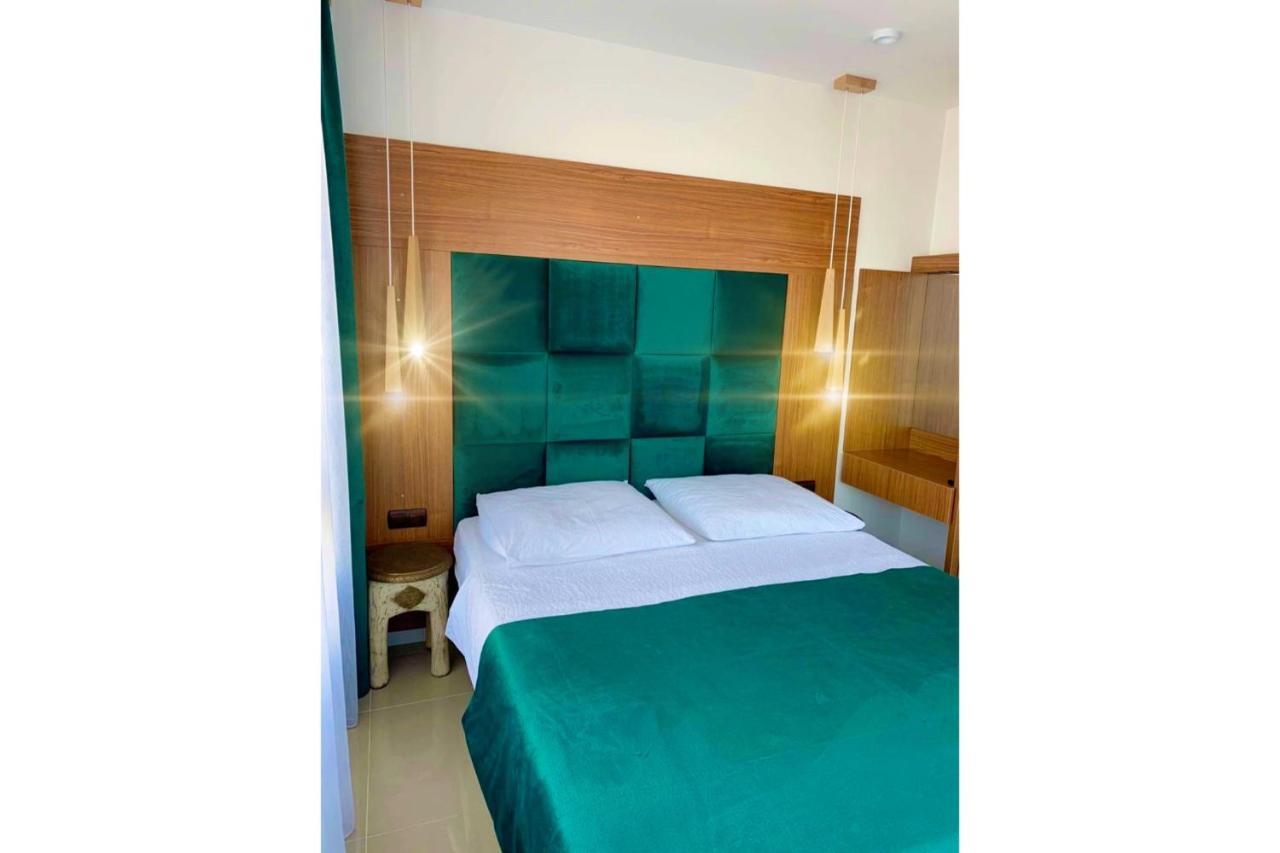 Apartmán Golden View Przy Samym Morzu Plazy Primorsko Exteriér fotografie
